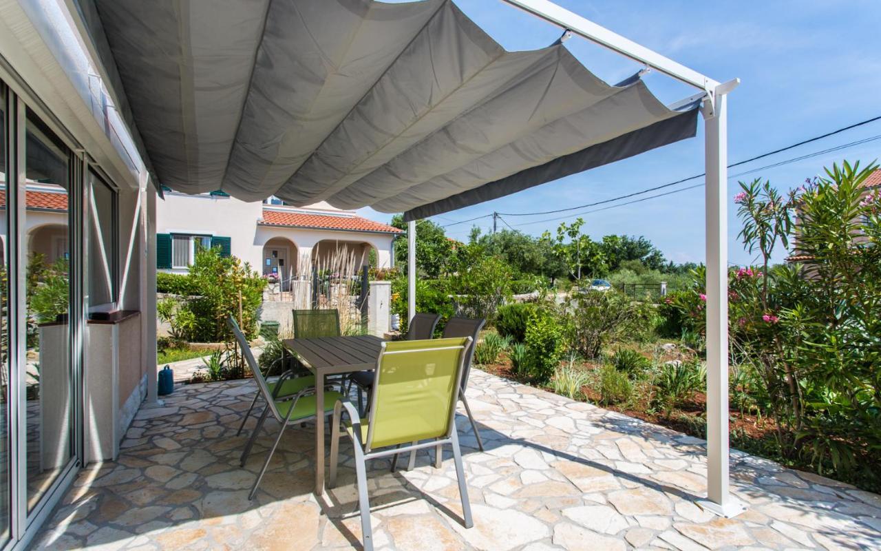 Holiday Home Nika Linardići Exterior foto